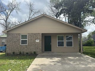 11817 13th Street, Santa Fe, TX 77510