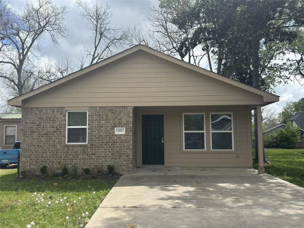 11817 13th Street, Santa Fe, TX 77510