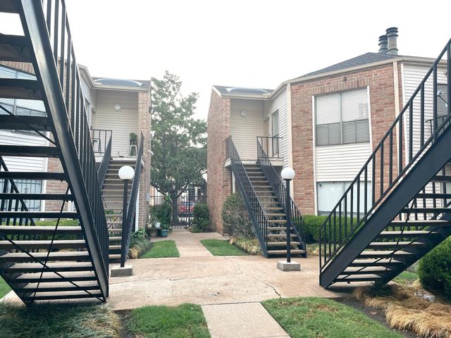 3740 Thistlemont Drive, Houston, TX 77042