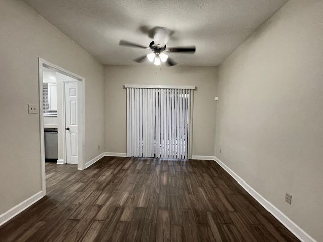 3740 Thistlemont Drive, Houston, TX 77042