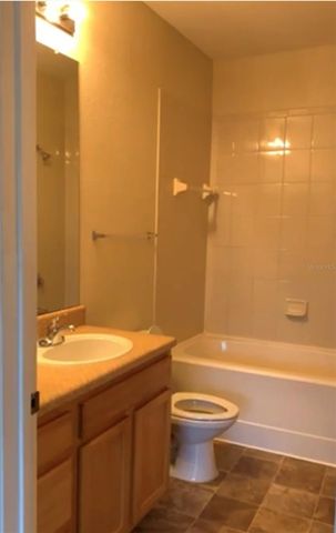 10209 COURTNEY PALMS BOULEVARD 302, Tampa, FL 33619