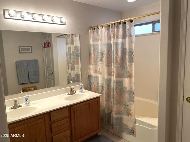 6432 W VILLA LINDA Drive, Glendale, AZ 85310