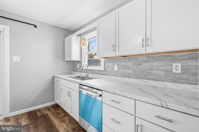 2929 MICHELLE RD, Manchester, MD 21102