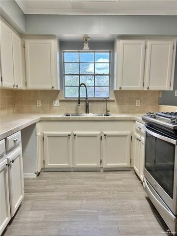 510 Garcia Avenue, Mercedes, TX 78570