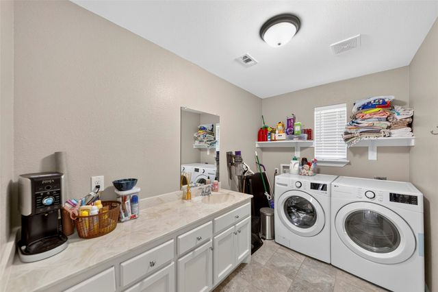 8014 Garner Road, Rowlett, TX 75088