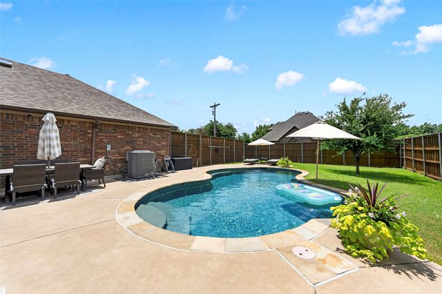 8014 Garner Road, Rowlett, TX 75088