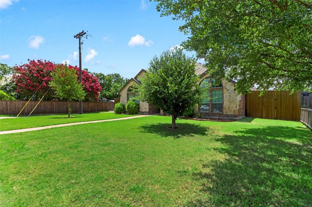 8014 Garner Road, Rowlett, TX 75088