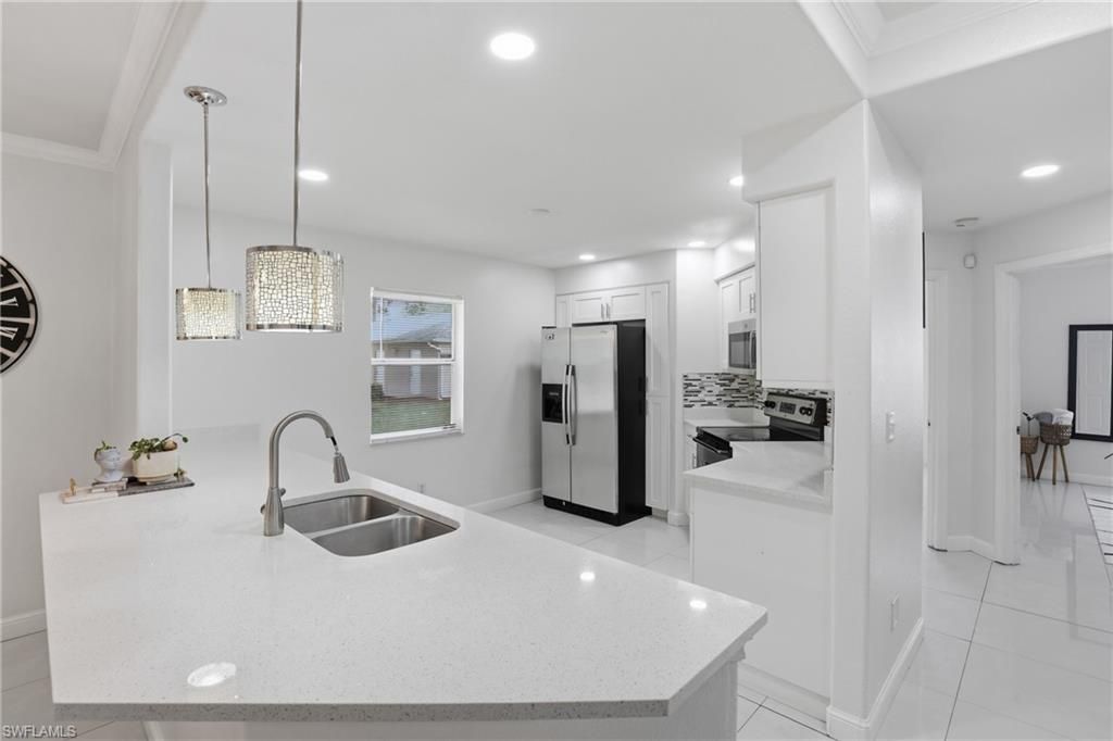 12351 Notting Hill LN 34, BONITA SPRINGS, FL 34135 — photo 2