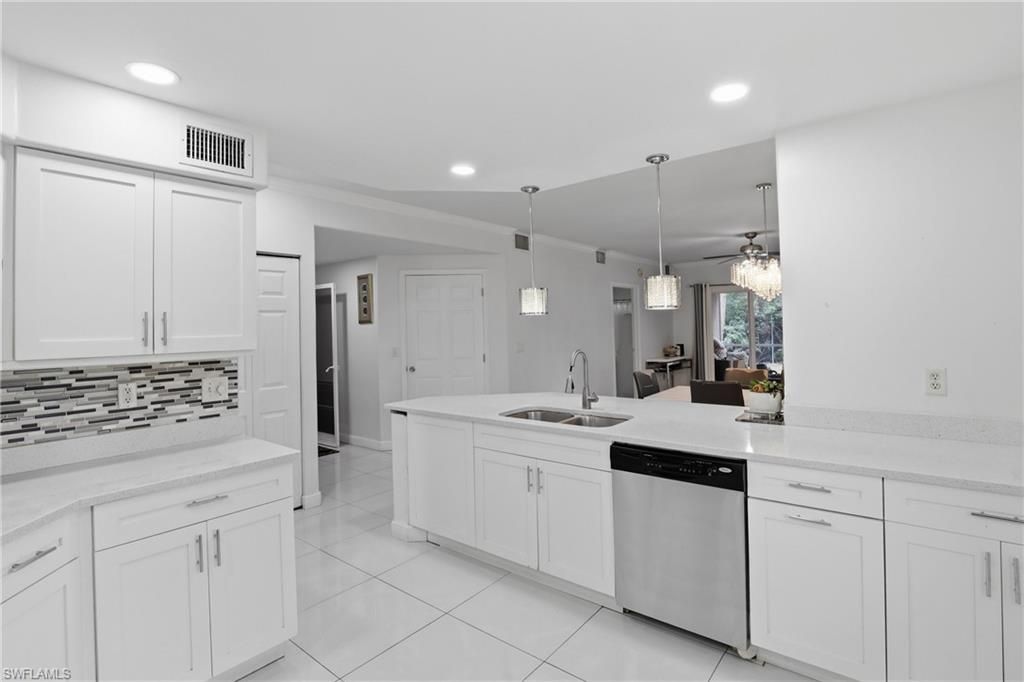 12351 Notting Hill LN 34, BONITA SPRINGS, FL 34135 — photo 4