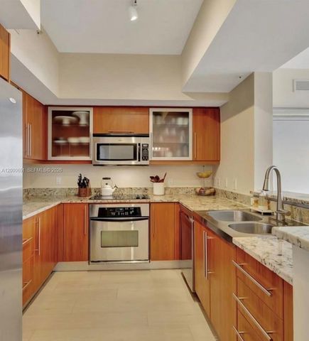 888 S Douglas Rd 917, Coral Gables, FL 33134