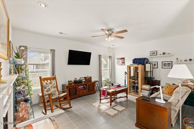 1635 Cooks Valley Road, Kingsport, TN 37664