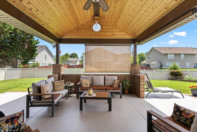 1635 Cooks Valley Road, Kingsport, TN 37664