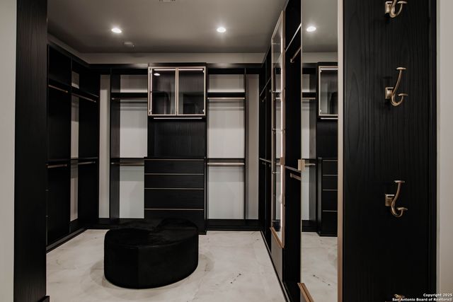 3466 Levi Sloan Road, Victoria, TX 77904