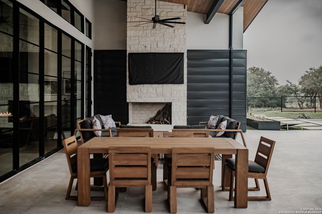 3466 Levi Sloan Road, Victoria, TX 77904