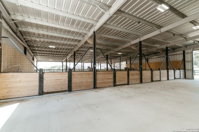 3466 Levi Sloan Road, Victoria, TX 77904