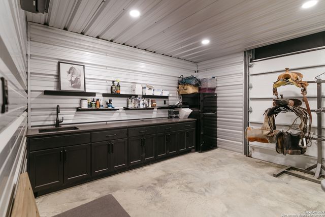 3466 Levi Sloan Road, Victoria, TX 77904