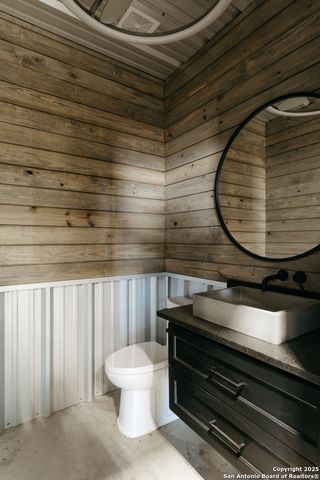 3466 Levi Sloan Road, Victoria, TX 77904