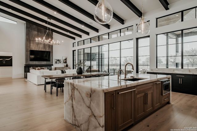 3466 Levi Sloan Road, Victoria, TX 77904