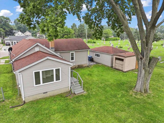 523 Batavia Avenue, Aurora, IL 60506