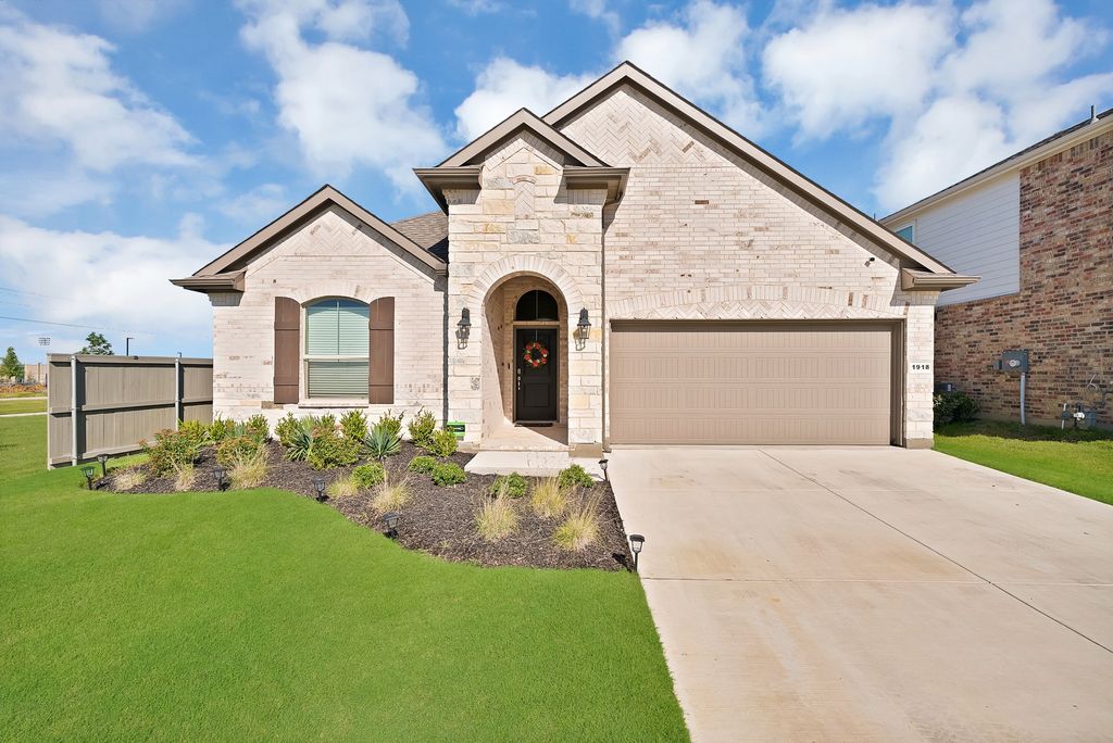 1918 Stetson Street, Northlake, TX 76247