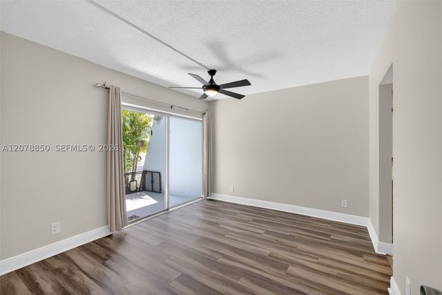 725 Hummingbird Way 109, North Palm Beach, FL 33408