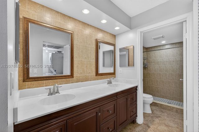 725 Hummingbird Way 109, North Palm Beach, FL 33408