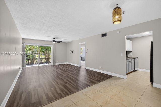 725 Hummingbird Way 109, North Palm Beach, FL 33408