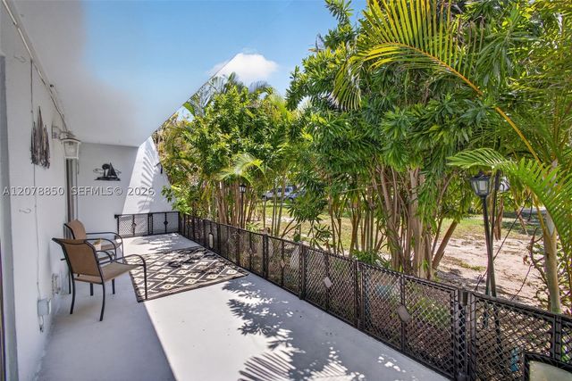 725 Hummingbird Way 109, North Palm Beach, FL 33408