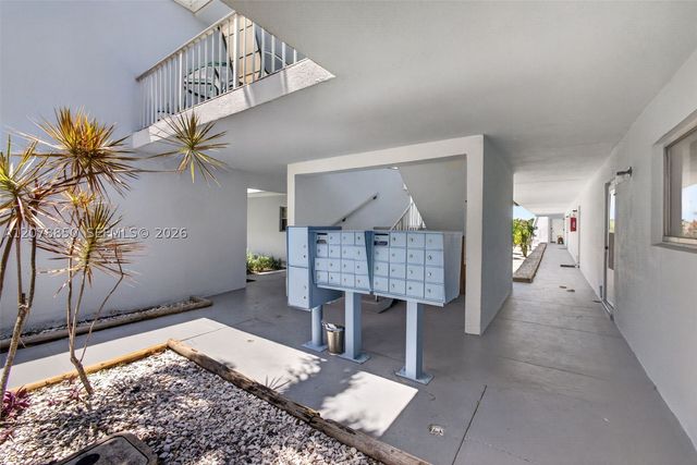 725 Hummingbird Way 109, North Palm Beach, FL 33408