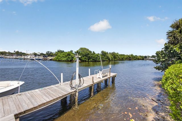 725 Hummingbird Way 109, North Palm Beach, FL 33408