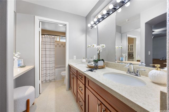 91-237 Kaukolu Place, Ewa Beach, HI 96706