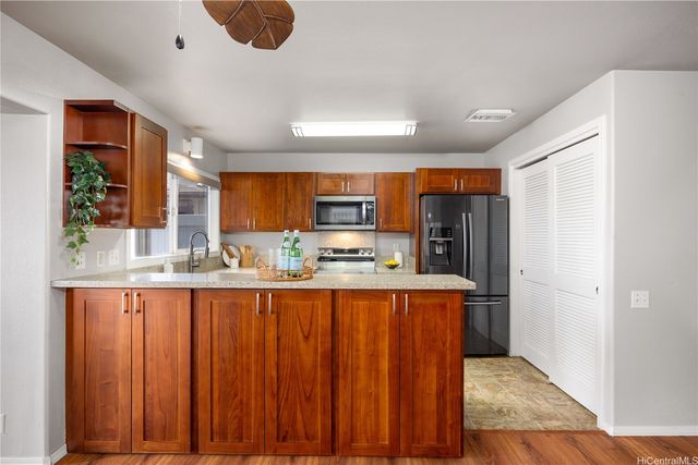 91-237 Kaukolu Place, Ewa Beach, HI 96706