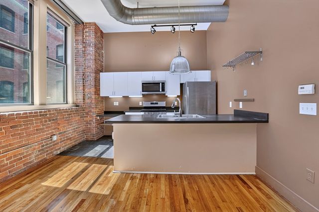 13 Willow 205, Lynn, MA 01901