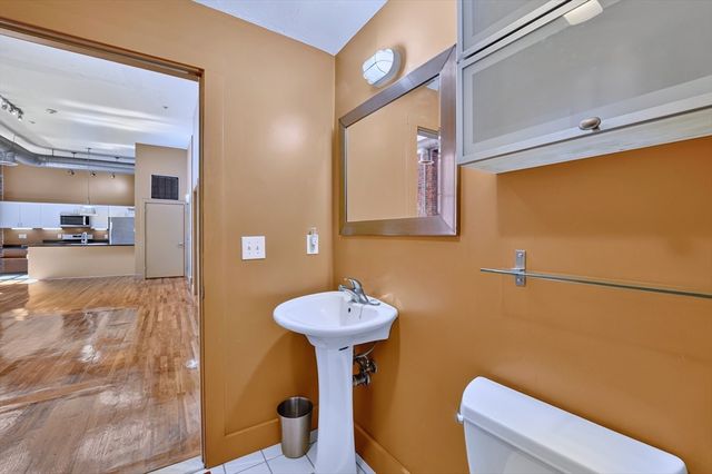 13 Willow 205, Lynn, MA 01901