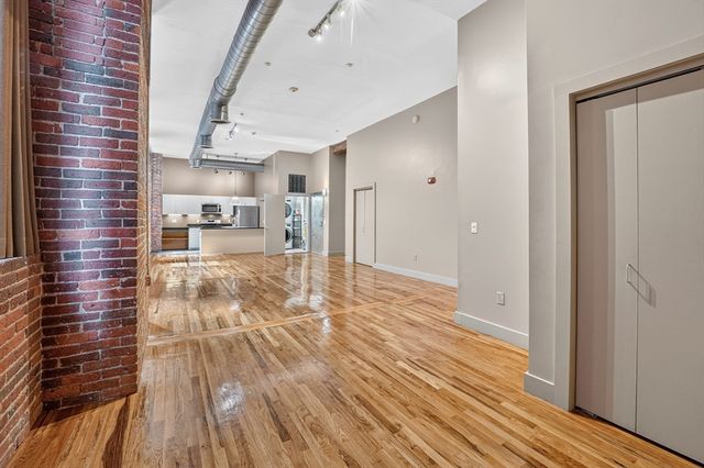 13 Willow 205, Lynn, MA 01901