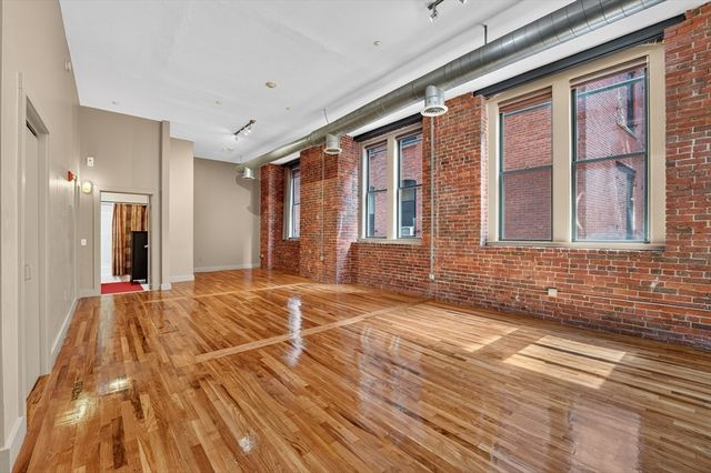 13 Willow 205, Lynn, MA 01901