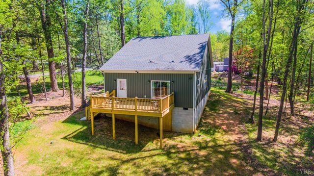 1244 Windsor Drive, Bedford, VA 24523