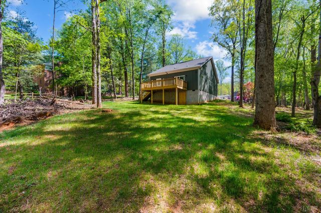 1244 Windsor Drive, Bedford, VA 24523