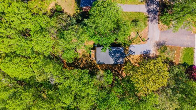 1244 Windsor Drive, Bedford, VA 24523