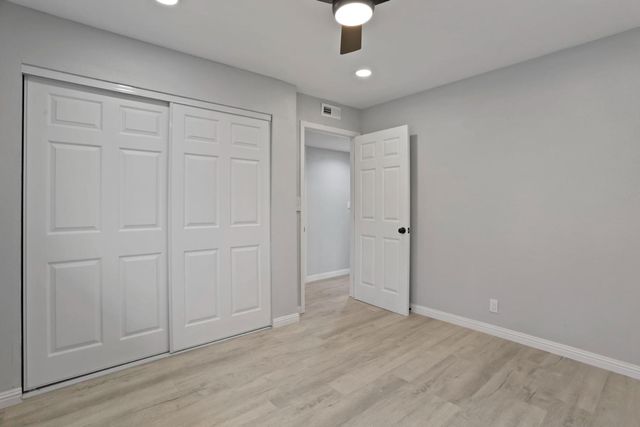 545 highmoor, Stockton, CA 95210