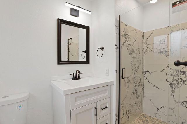 545 highmoor, Stockton, CA 95210