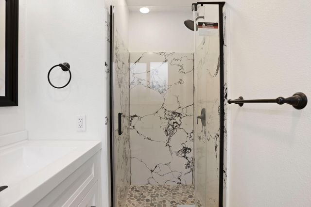 545 highmoor, Stockton, CA 95210