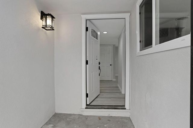 545 highmoor, Stockton, CA 95210