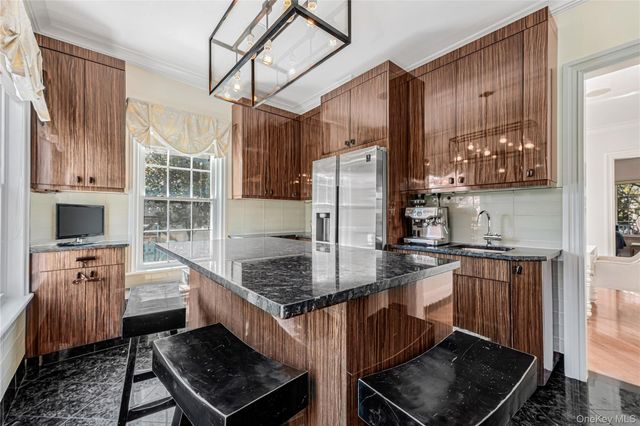 32-15 Murray Lane, Flushing, NY 11354