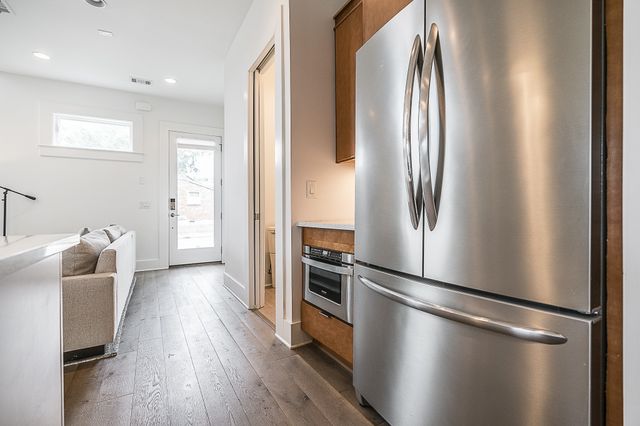323 Garfield St, Nashville, TN 37208