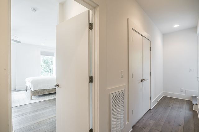 323 Garfield St, Nashville, TN 37208