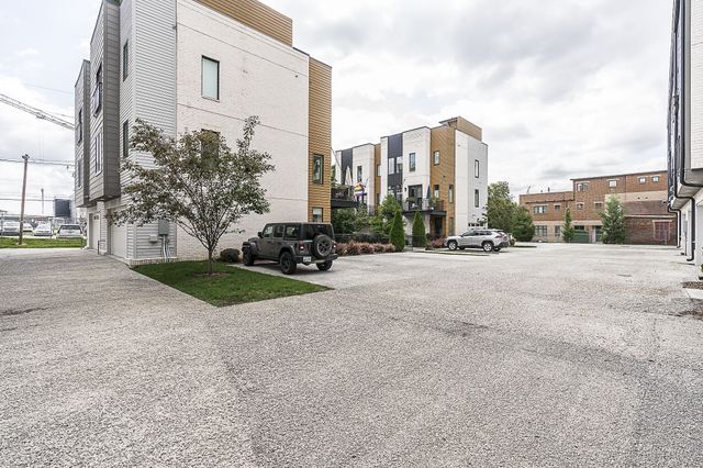 323 Garfield St, Nashville, TN 37208
