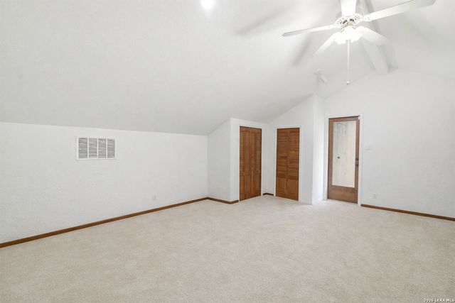 1739 Royal Crescent, San Antonio, TX 78231
