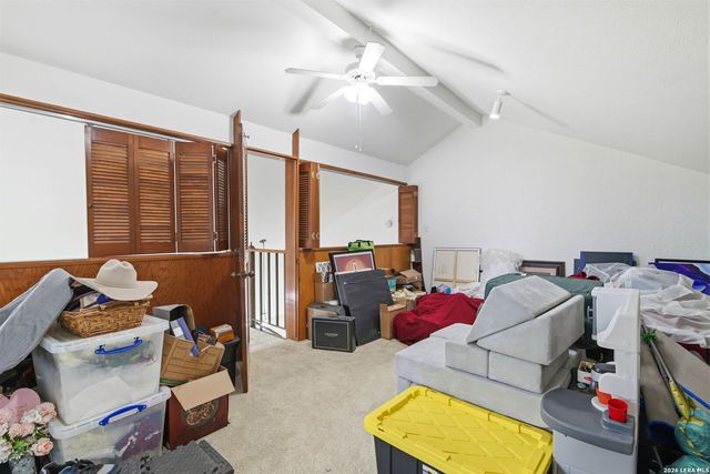 1739 Royal Crescent, San Antonio, TX 78231