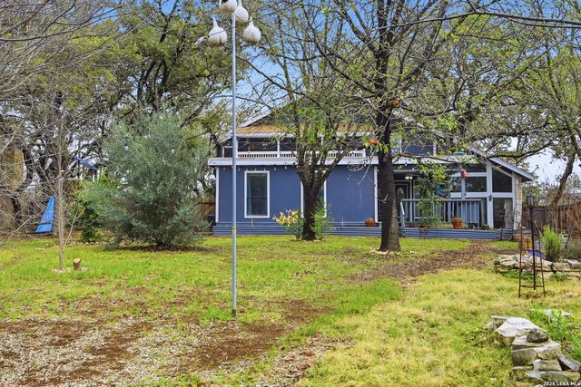 1739 Royal Crescent, San Antonio, TX 78231